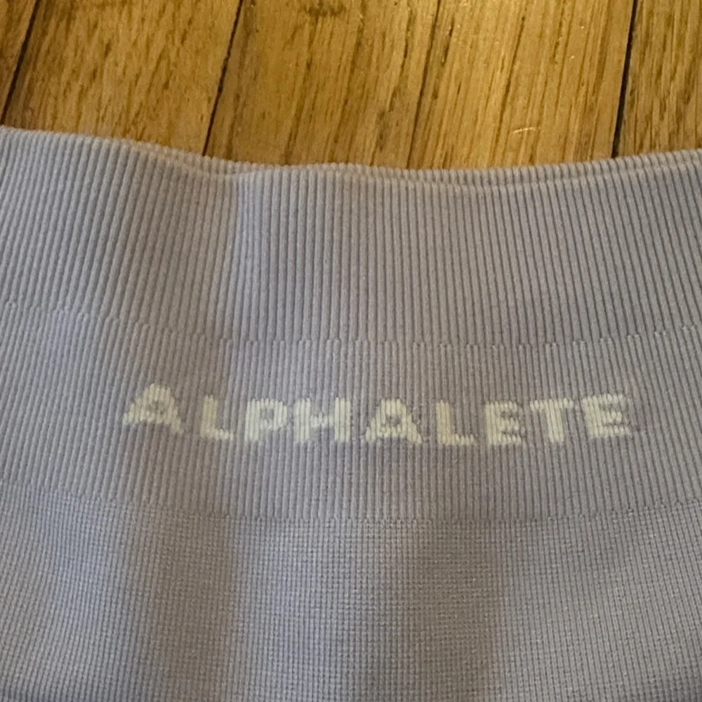 Alphalete Amplify Shorts Small - Picture 3 of 4